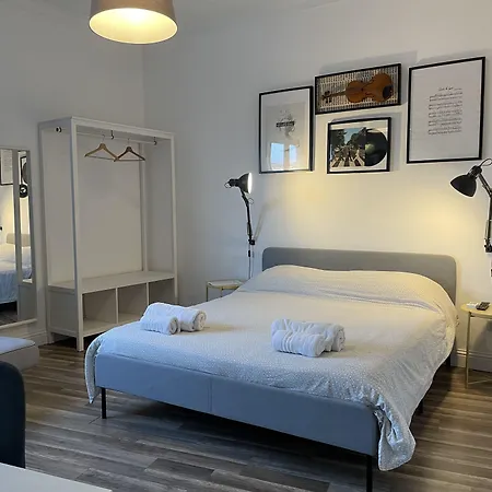 La Dimora Delle Muse Alojamento de Acomodação e Pequeno-almoço